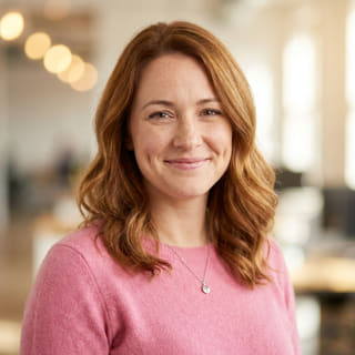 Emily Watson, Head of Customer Support at Volt Ledgik, profile picture